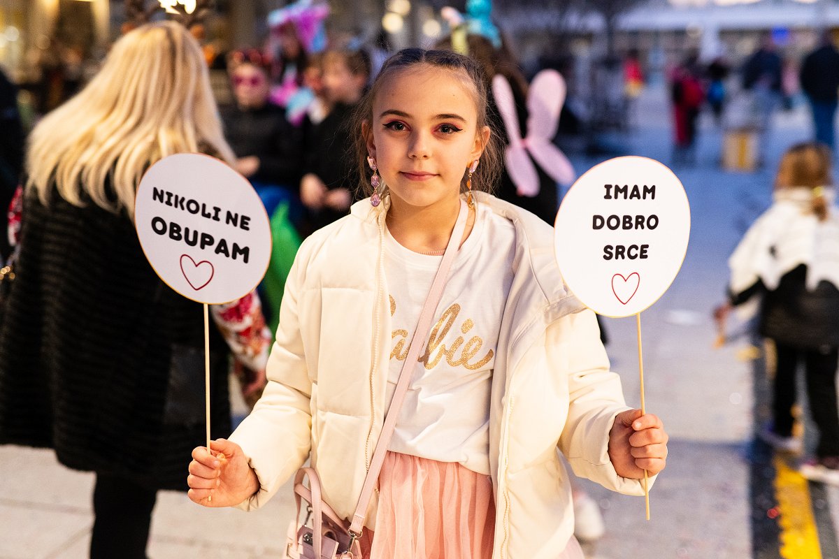 DSC_9825.jpg DSC_9825.jpg